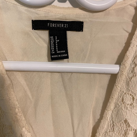 Lace Body Suit - Picture 4 of 5